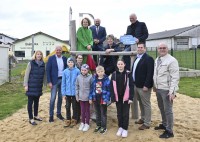 Vielseitiger Spielplatz für Kinder und Jugendliche in Kirchberg am Walde eröffnet