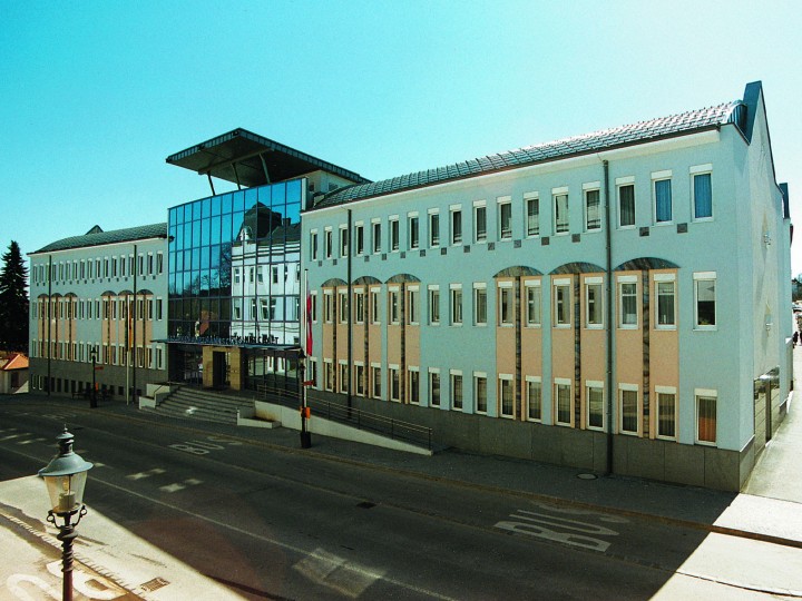 © BHGD Aussenansicht der BH Gmünd