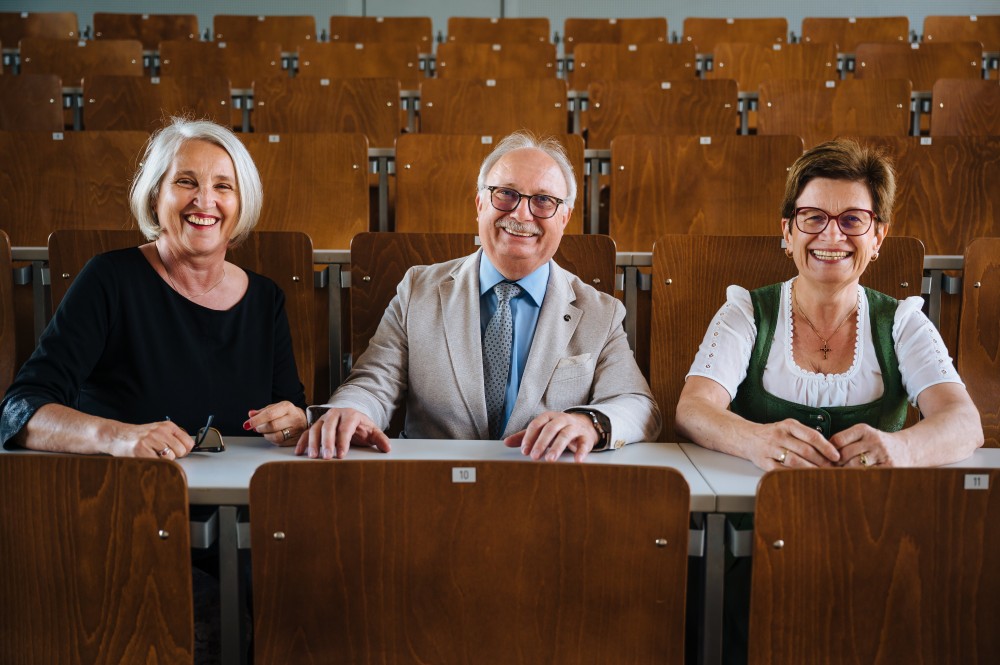 Absolventen der SeniorenUNI