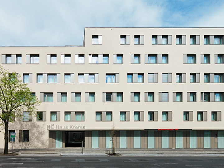 © BHKR Aussenansicht der BH Krems